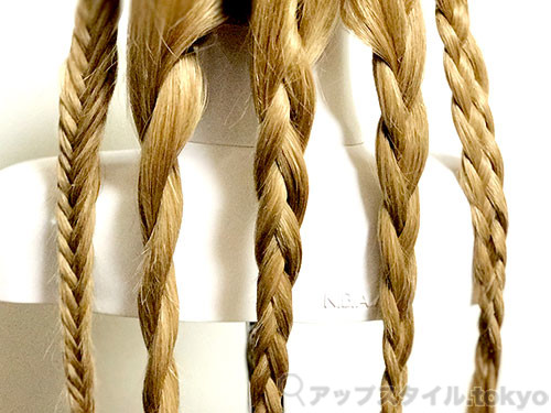 四つ編み 髪の毛 簡単